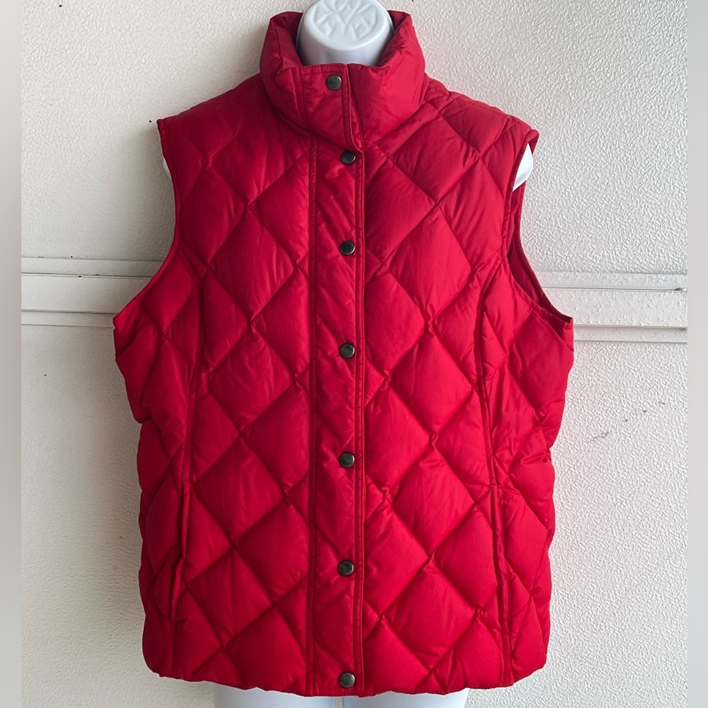 Lands End Women down filled RED quilted puffer Vest Women’s Large